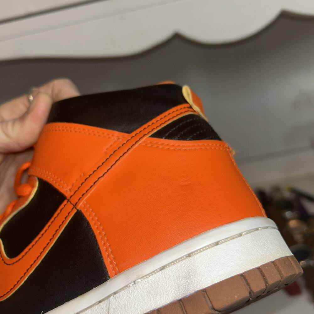 Size 5y - Nike Dunk High Chenille Swoosh - Safety Orange - Picture 4 of 10